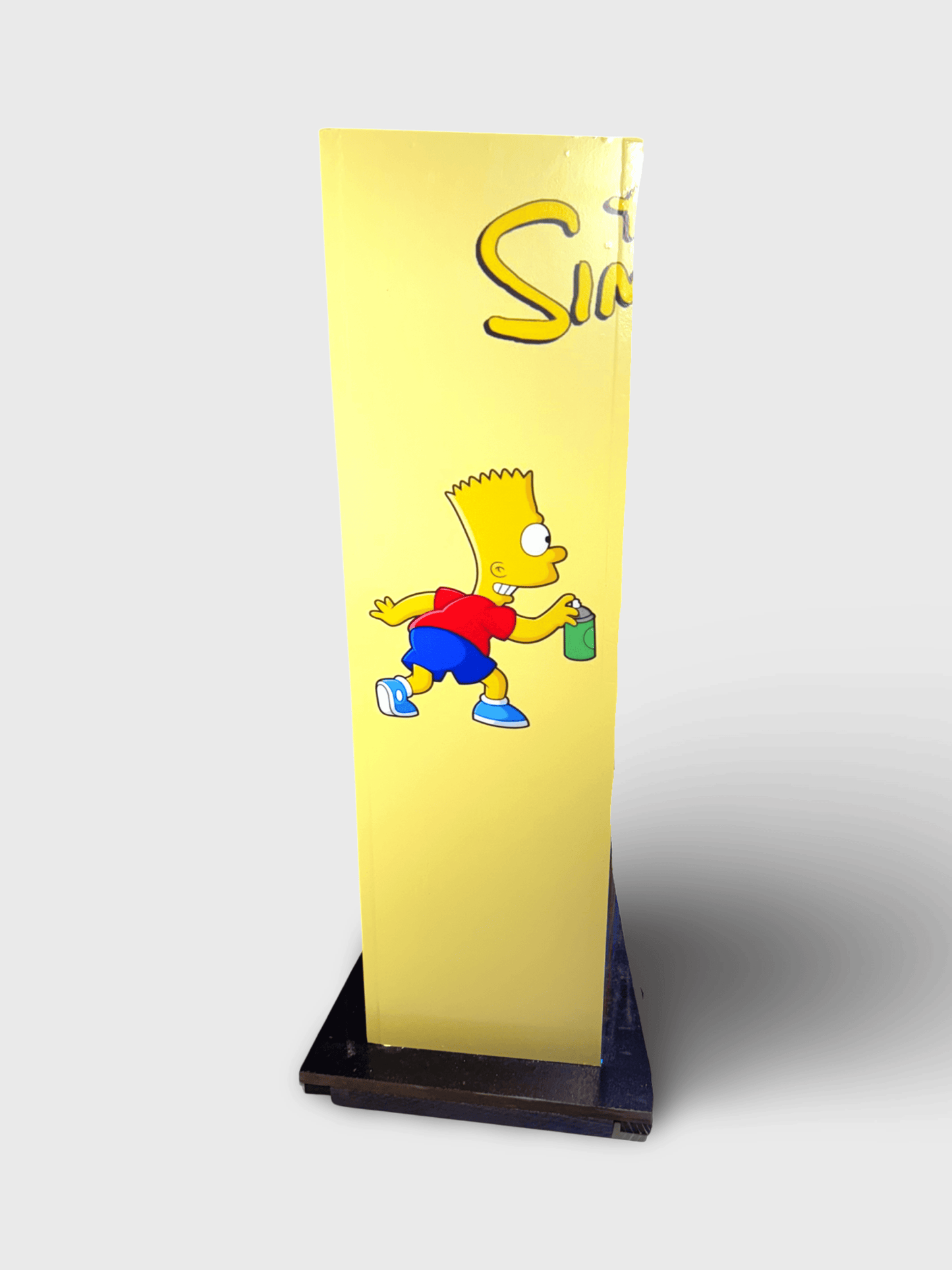 Pedestal Simpson