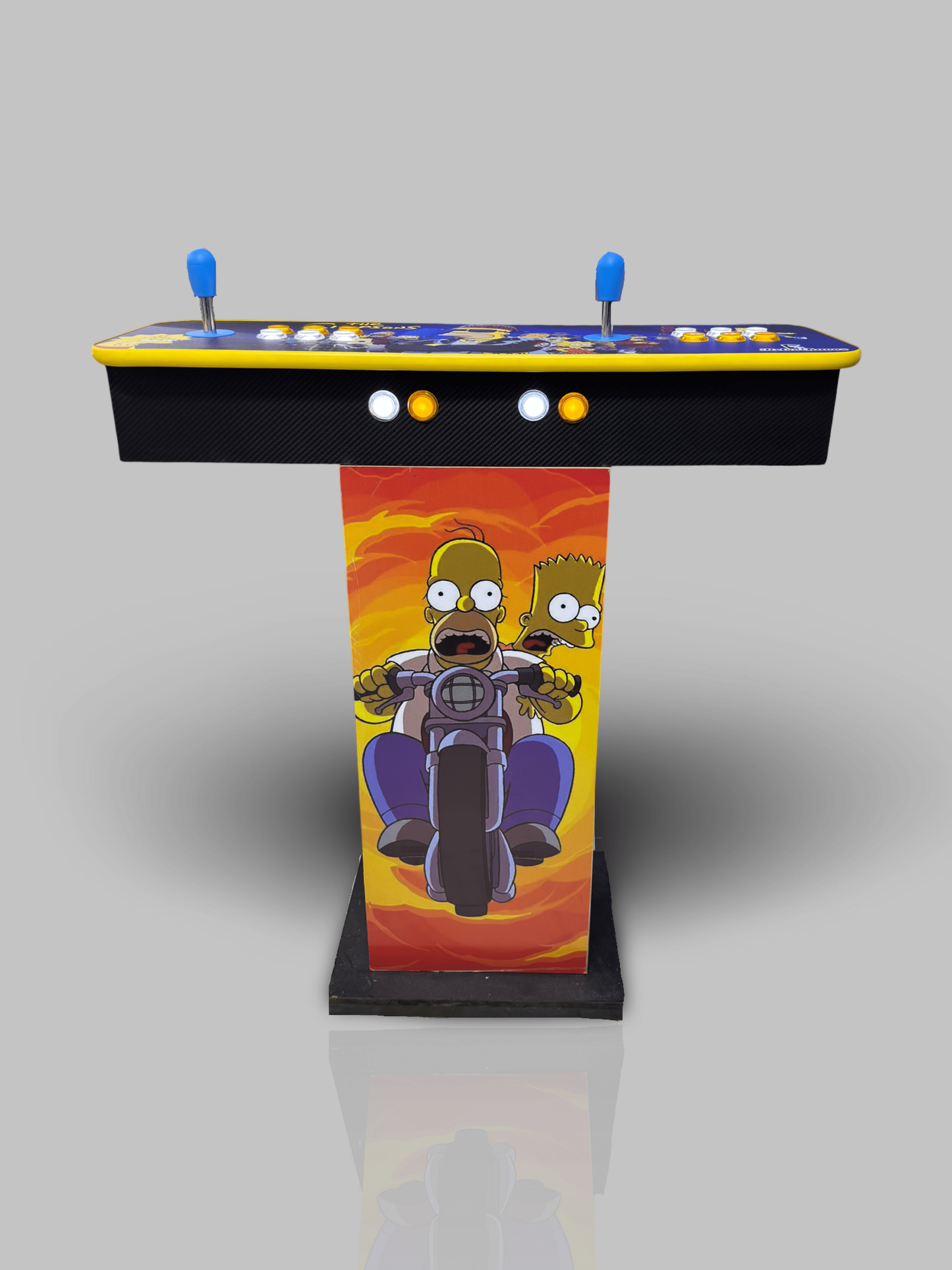 Tablero Arcade con Pedestal de Los Simpsons